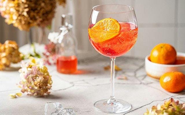 Pink Gin Spritz cocktail recipe