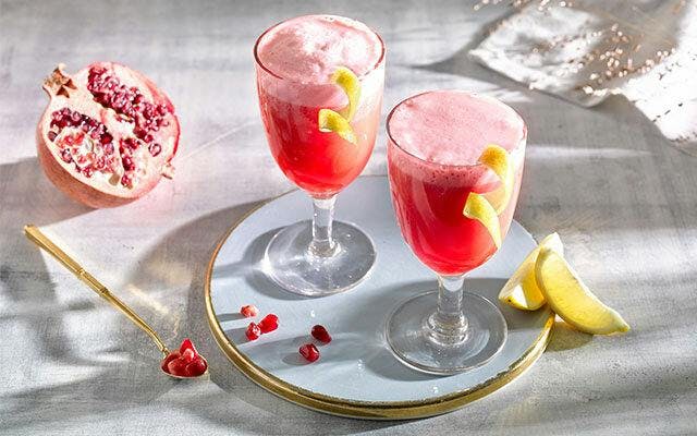 pomegranate-flavoured cocktail