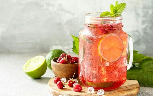 Gin & Raspberry Lemonade