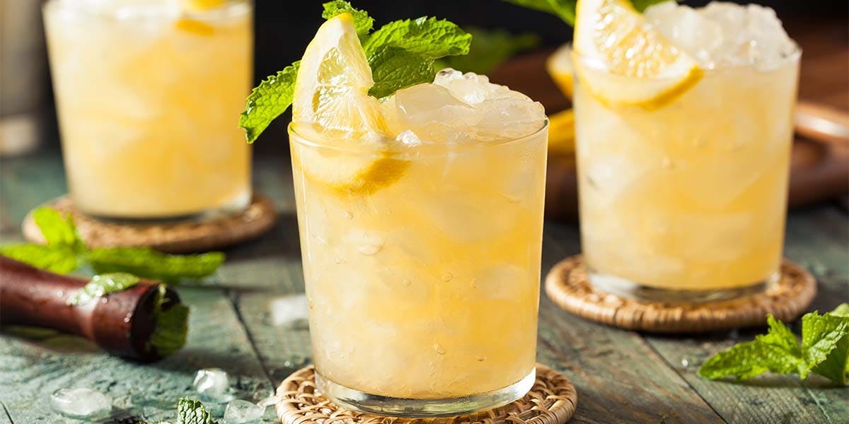 This fizzy gin, orange and limoncello cocktail is so refreshing!