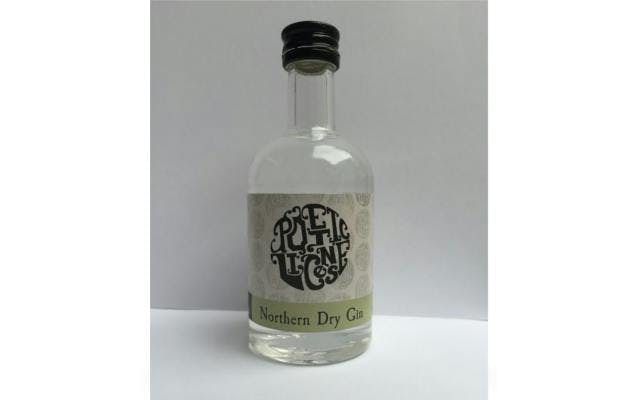 Poetic license northern dry gin miniture