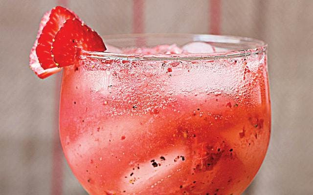 revamp your cocktail strawberry