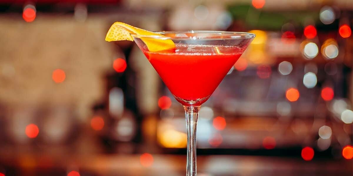 Raise a glass in honour of St David's Day with this stunning Red Dragon cocktail!