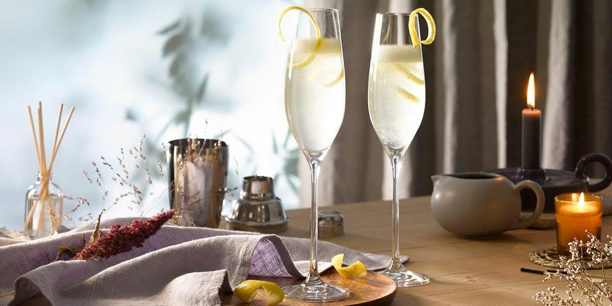Add a little sparkle to your table with a classic French 75 cocktail recipe! 
