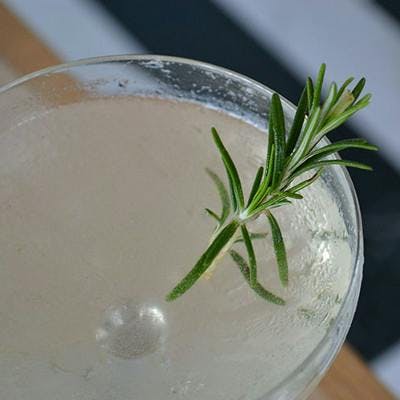 english martini cocktail gin drink