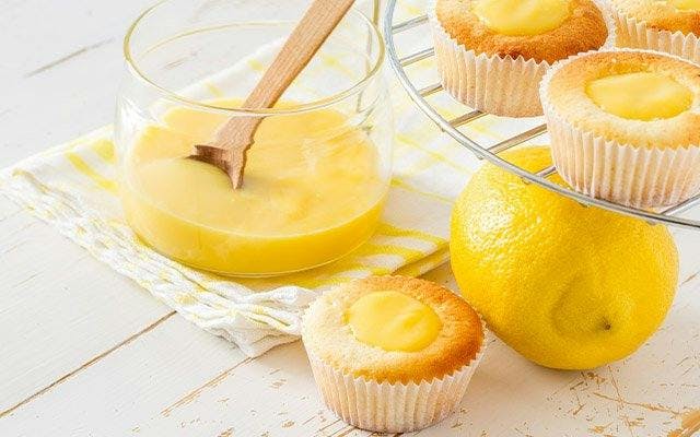 How to fill lemon cupcakes
