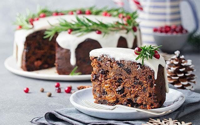 Sloe+Gin+Christmas+Cake+Slice.jpg