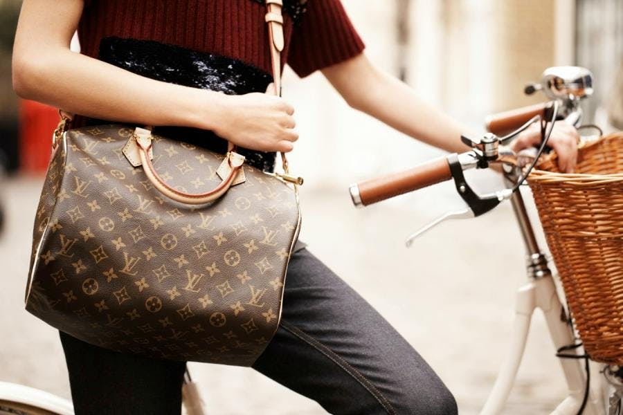 THREE DANGEROUS REASONS WHY LOUIS VUITTON IS SIMILAR TO BRAND-NAME GINS