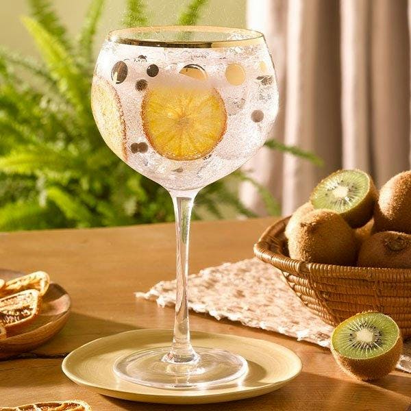 The perfect NDC Heritage Gin and tonic recipe from The National Distillery Company