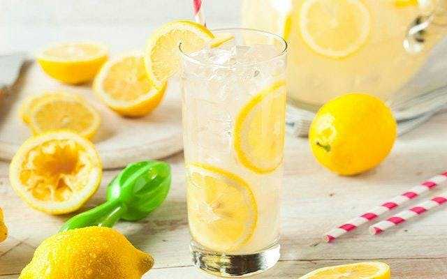 Gin & Lemonade cocktail recipe