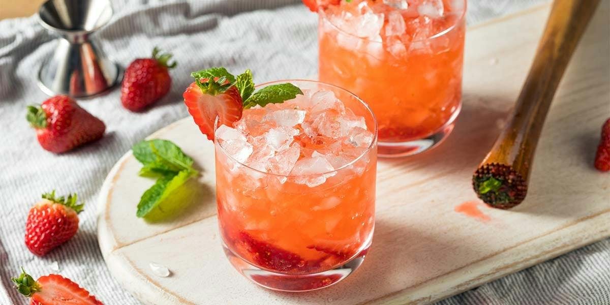 Three delicious strawberry, apple and gin cocktail recipes that never fail to make us smile!