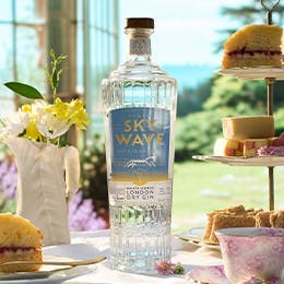 Sky Wave White Horse London Dry Gin, Craft Gin Club's March 2024 Gin of the Month