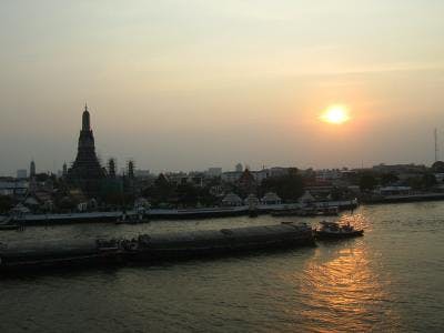 Bangkok sunset Wat Arun