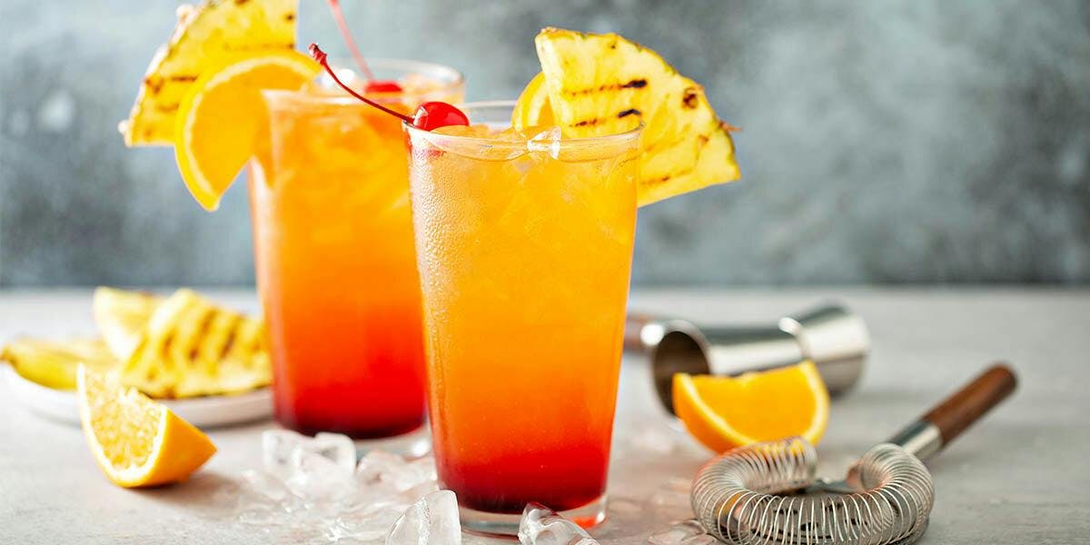 We can't get enough of these three pineapple juice and gin cocktail recipes!