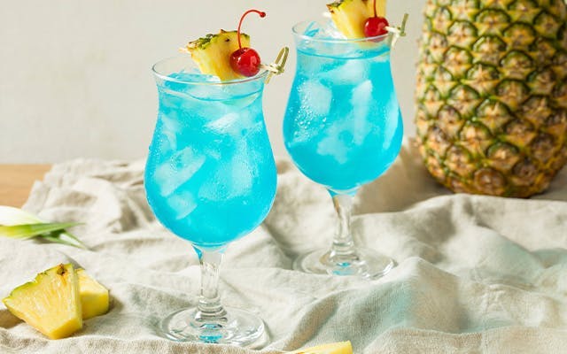 Blue Hawaiian cocktail recipe