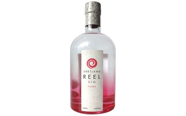 shetland+reel+gin+bottle.png