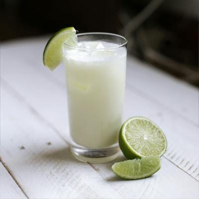 Brazilian limeade with gin and limes