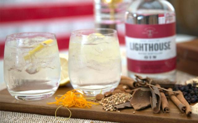 Lighthouse gin perfect serve with lemon and spices