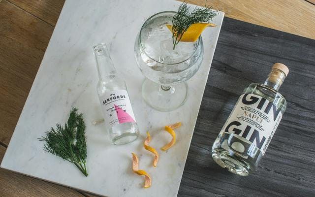 Sekforde and Kyro Napue Gin Gin and Tonic with orange and dill