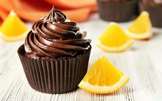 chocolate-orange-gin-cupcakes.jpg