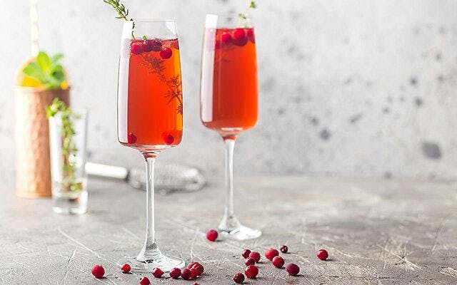 hedgerow-fizz-sloe-gin-cherry-brandy-champagne-cocktail.jpg