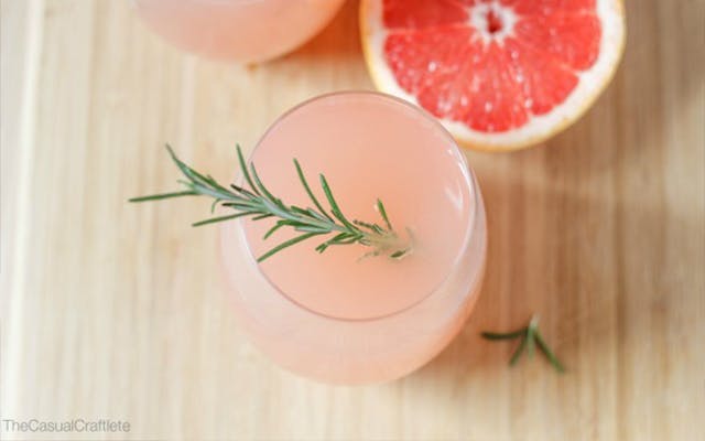 Gin+Grapefruit+Cocktail+Rosemary+Garnish.png