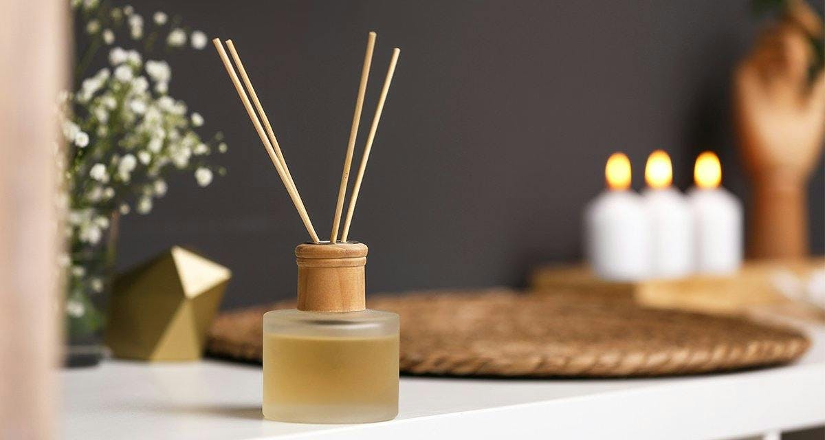 Upcycle your gin bottle into a beautiful, gin-scented incense diffuser!