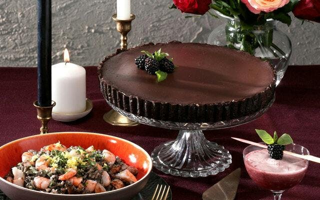 Dark chocolate and boozy blackberry tart: get the recipe! &gt;&gt;