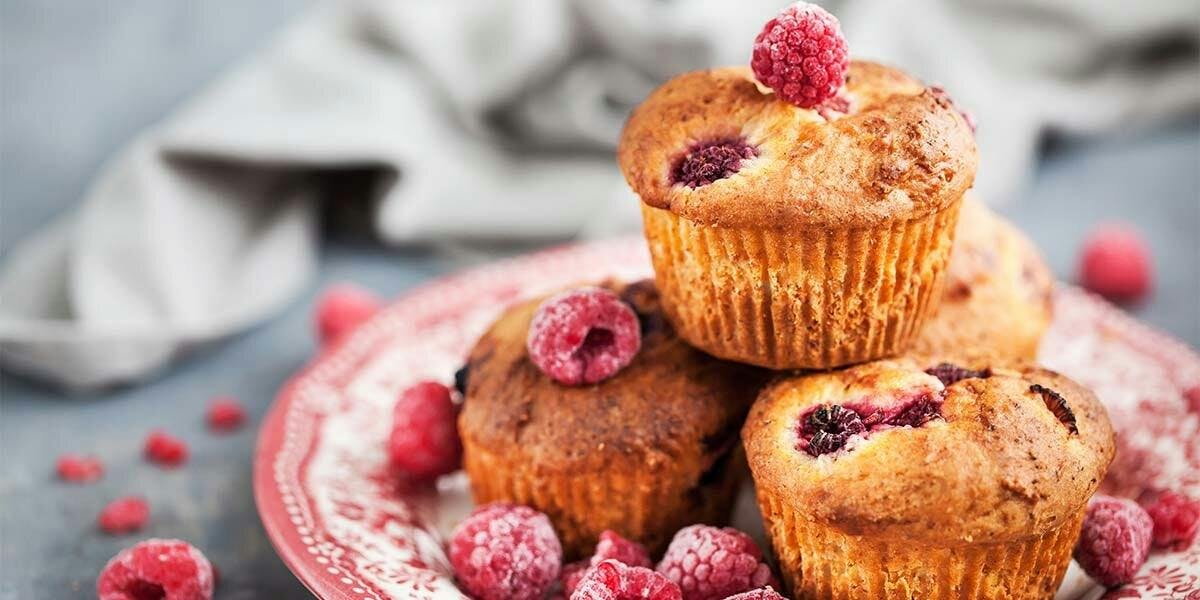 Try these incredible gin-soaked raspberry and fudge muffins! 