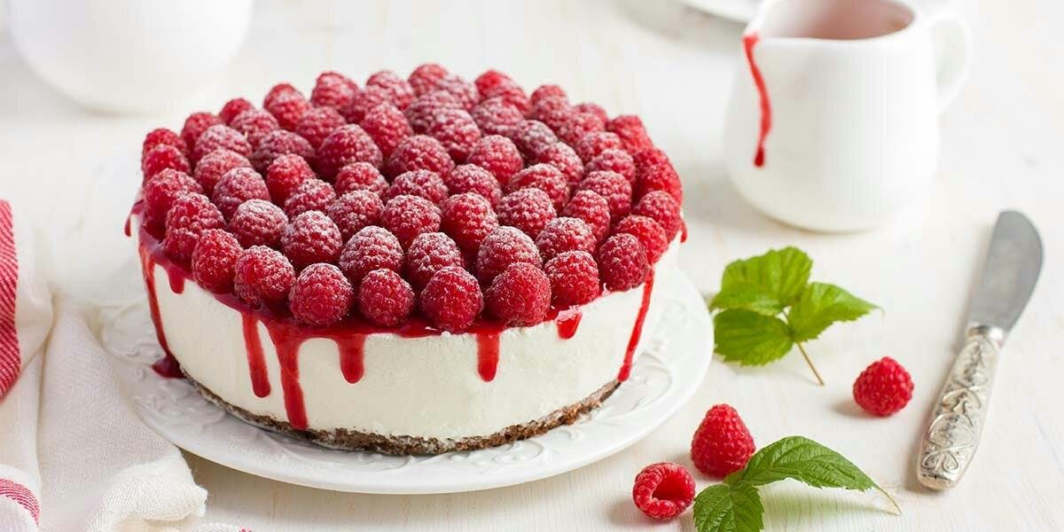 Our boozy Raspberry Gin Cheesecake is the summer dessert of our dreams!