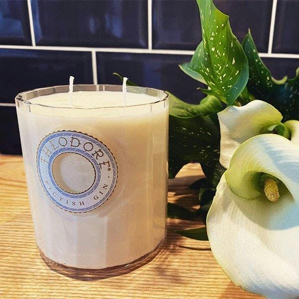 Candle gin upcycling