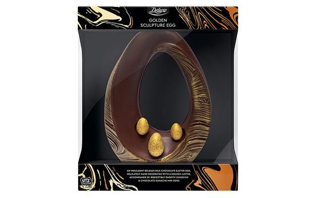 Lidl Golden Scuplture Ginsecco Gin Prosecco Milk Chocolate Easter Egg.jpg
