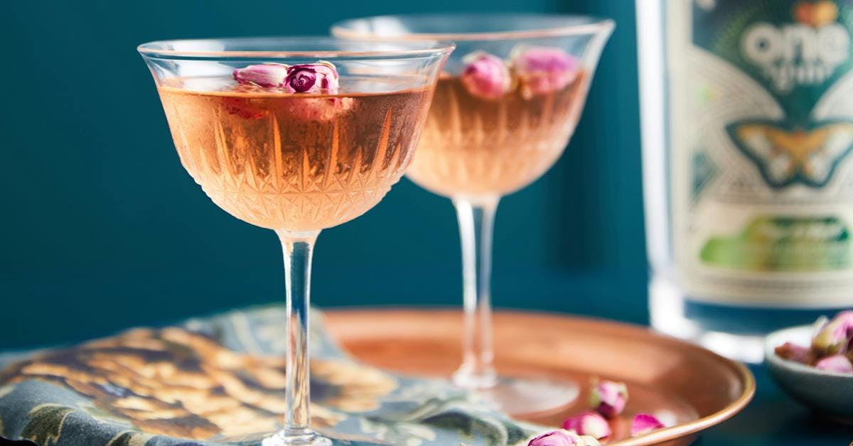 An elegant rose alternative to the classic gin cocktail!