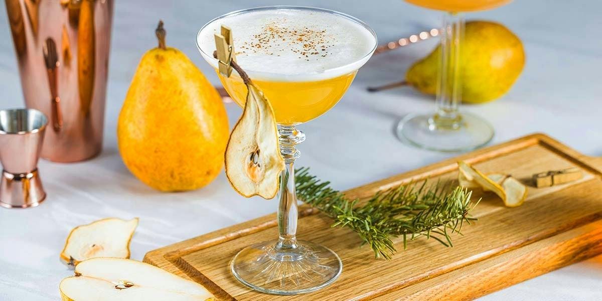 You have got to give this Pear Drop-inspired cocktail recipe a go today! 