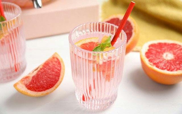 Double Dutch Cocktail Recipe with grapefruit