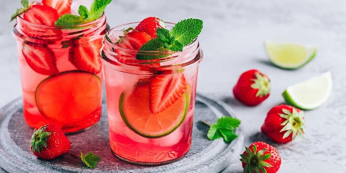 We're mixing gin (and pink gin!) with Nexba's strawberry & peach kefir in these three stunning cocktail recipes! 