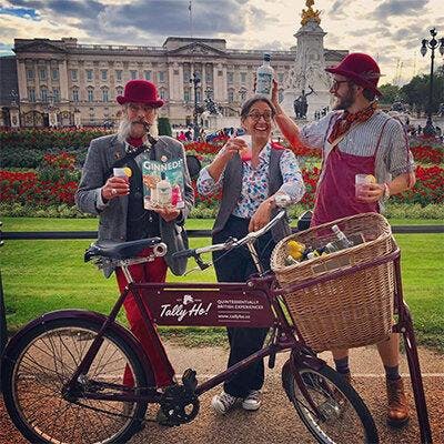 @shibz. Celebrating the best of British with a gin outside Buckingham Palace! One must never be without gin!