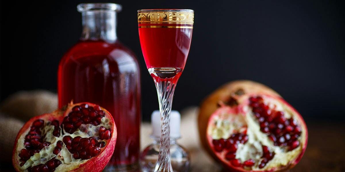 This pomegranate, orange and raspberry gin cocktail will look stunning at any Christmas feast!