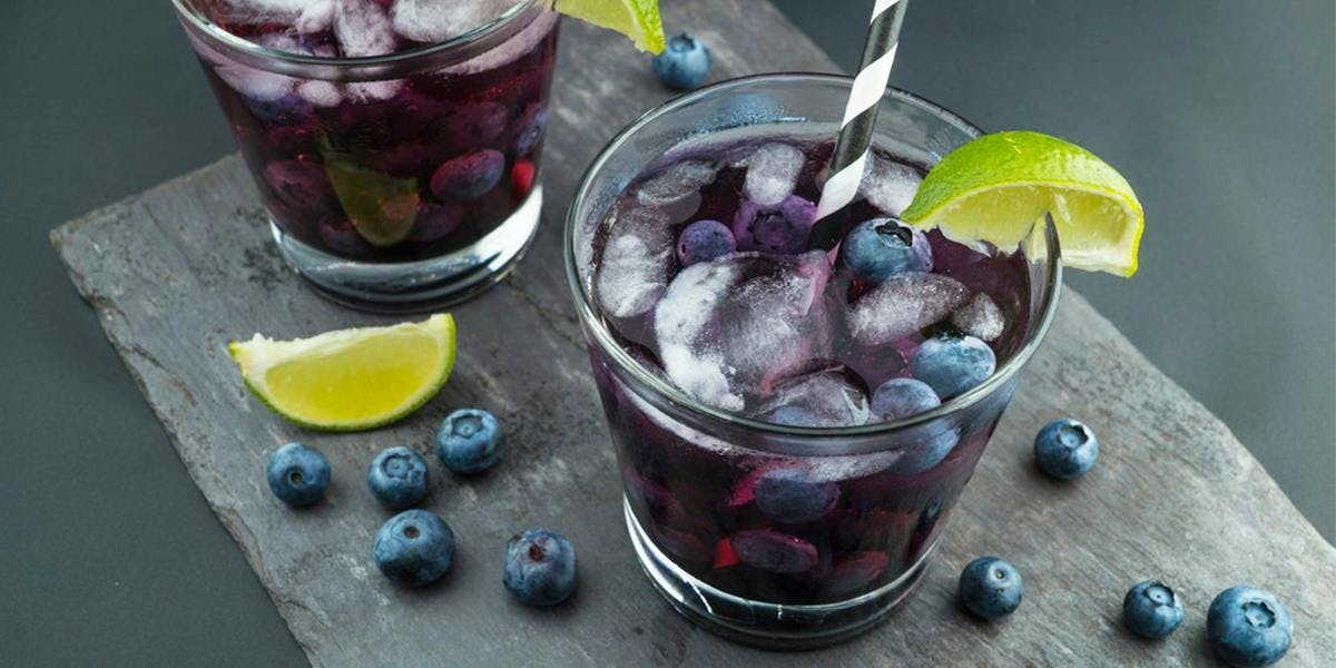 3 delicious ways to enjoy blueberries with your gin