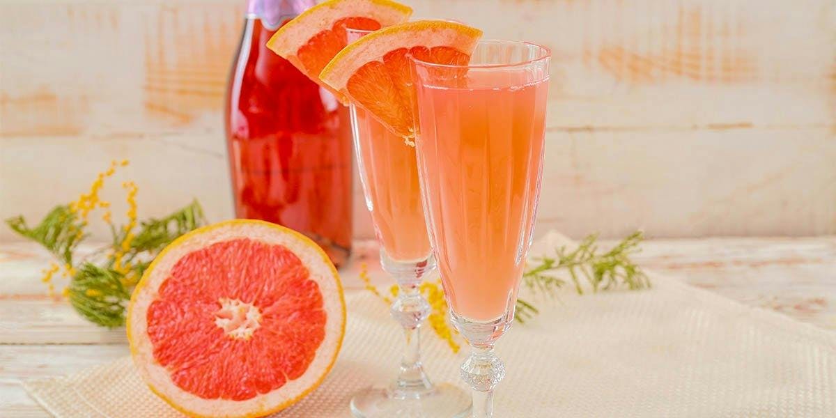 Grapefruit Gin Mimosa? Yes, please!  
