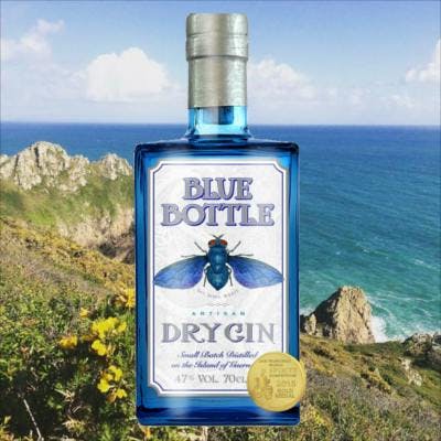 blue bottle dry gin