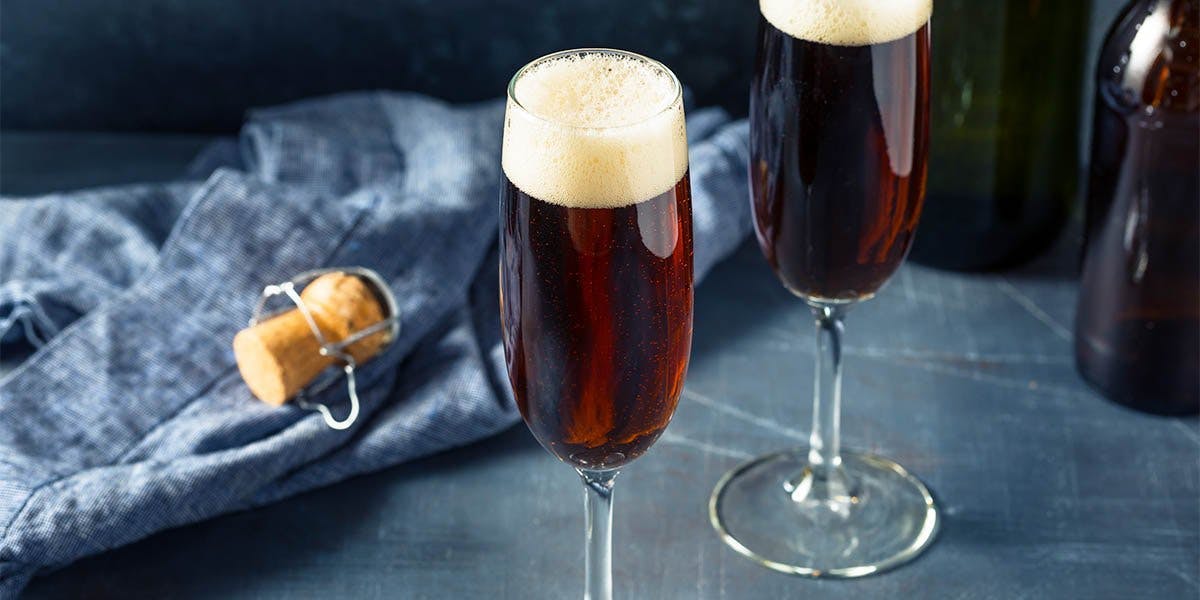 You need to give this Kinder Bueno-flavoured Black Velvet cocktail recipe a go!