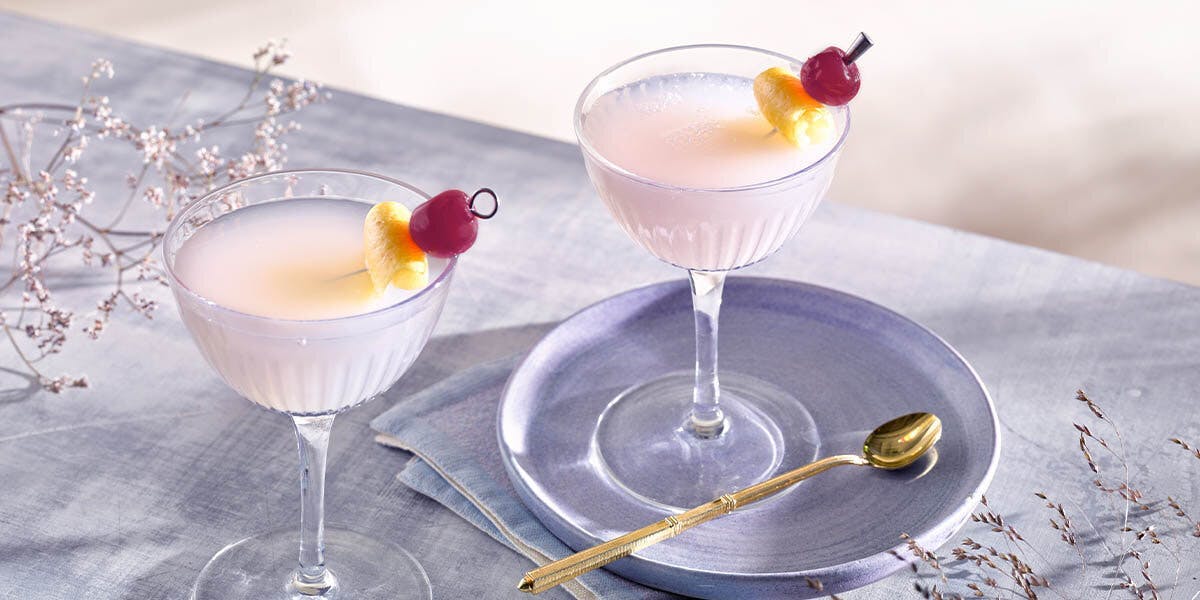 The Aviation: a classic gin cocktail that will take you to new heights!
