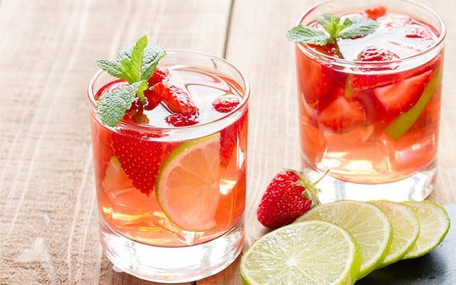 Strawberry gin and Sicilian Lemonade cocktail recipe