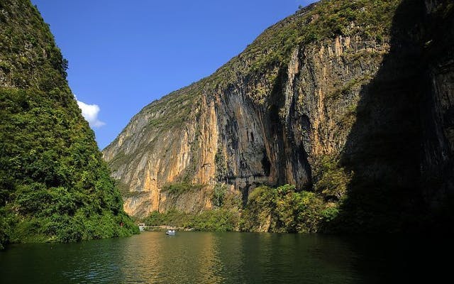 Three Gorges Yangtze River Cruise