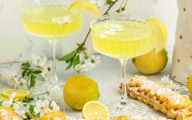 Limoncello, chocolate and gin cocktail recipe
