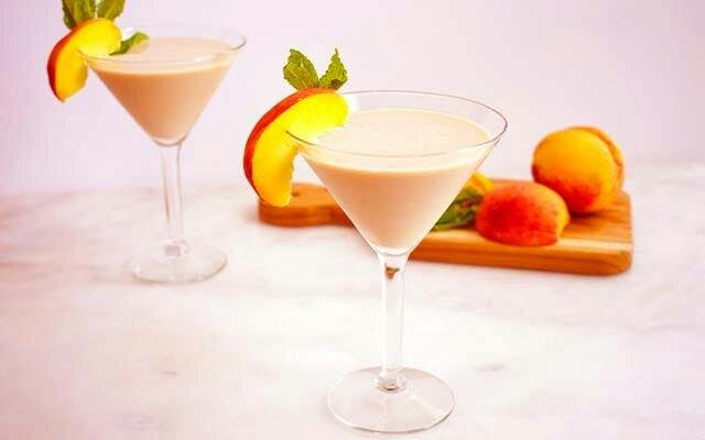 peaches and cream martini 1.jpg