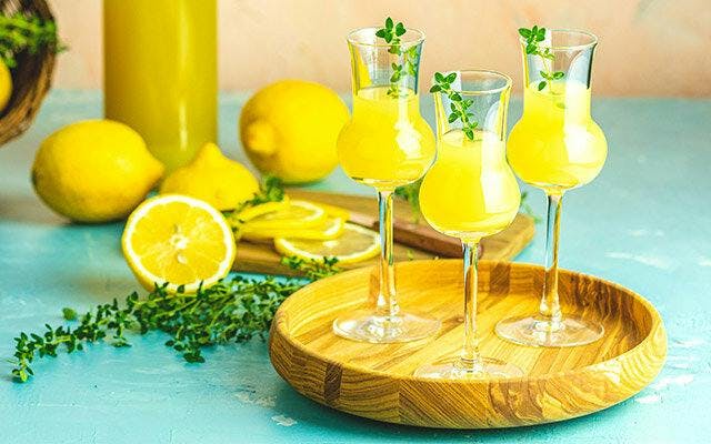 Lemon curd cocktail recipe