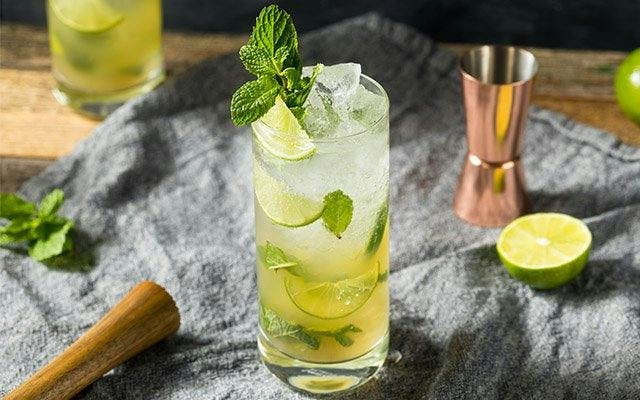 Mojito rum cocktail recipe