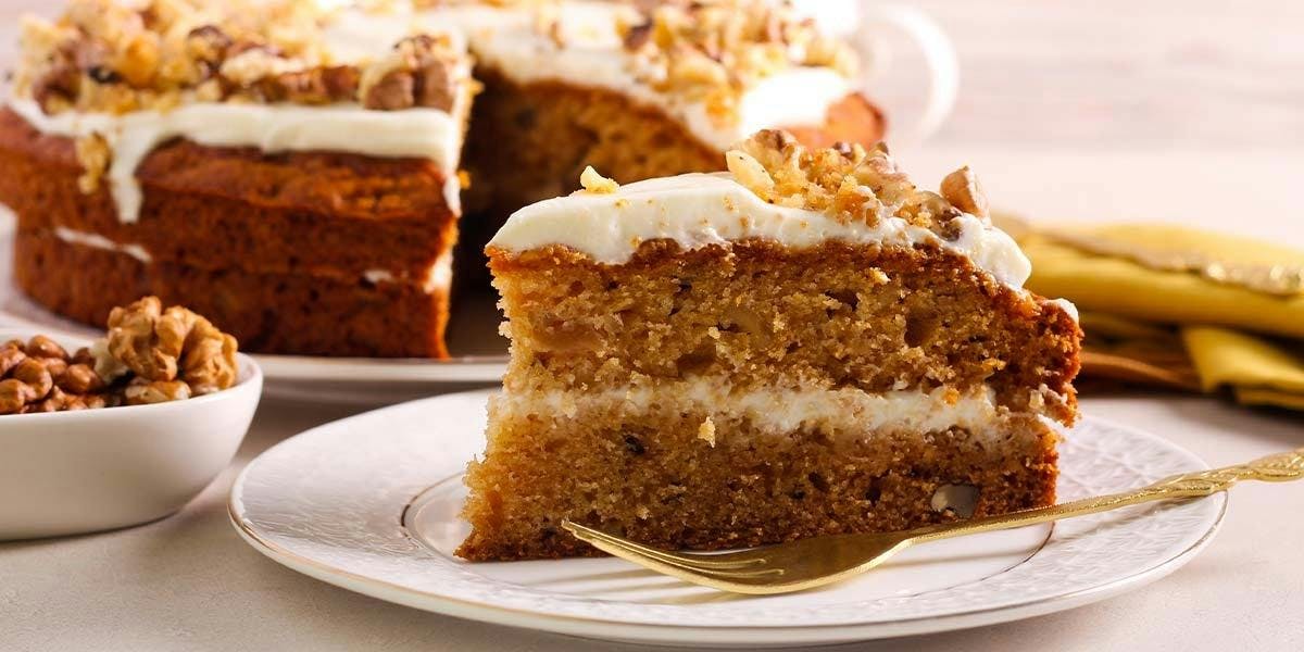 Spiced Orange Gin & Walnut Cake: this is the perfect boozy winter bake!